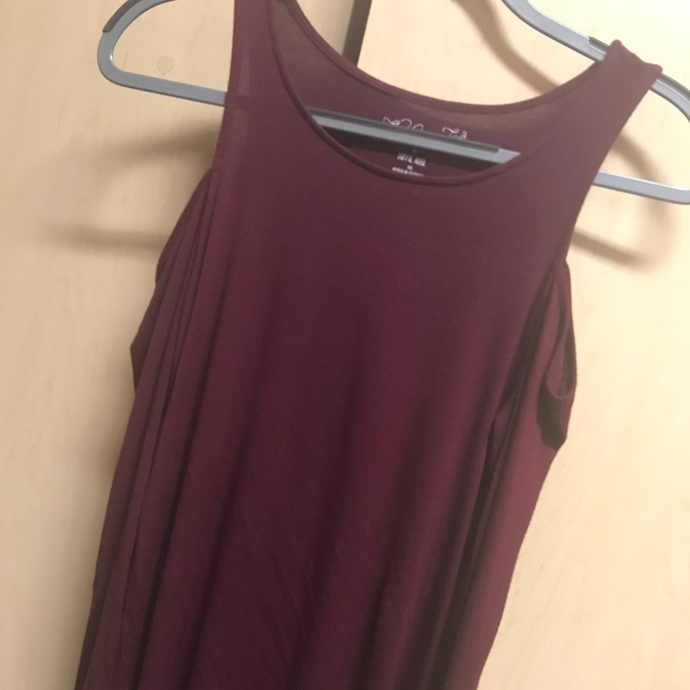 Maroon long sleeve with cut-out sleeve